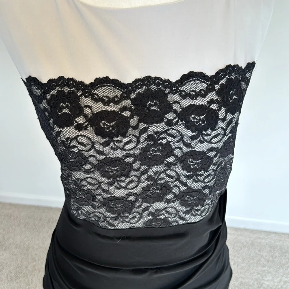 Bodycon Dress - Picture 2 of 2